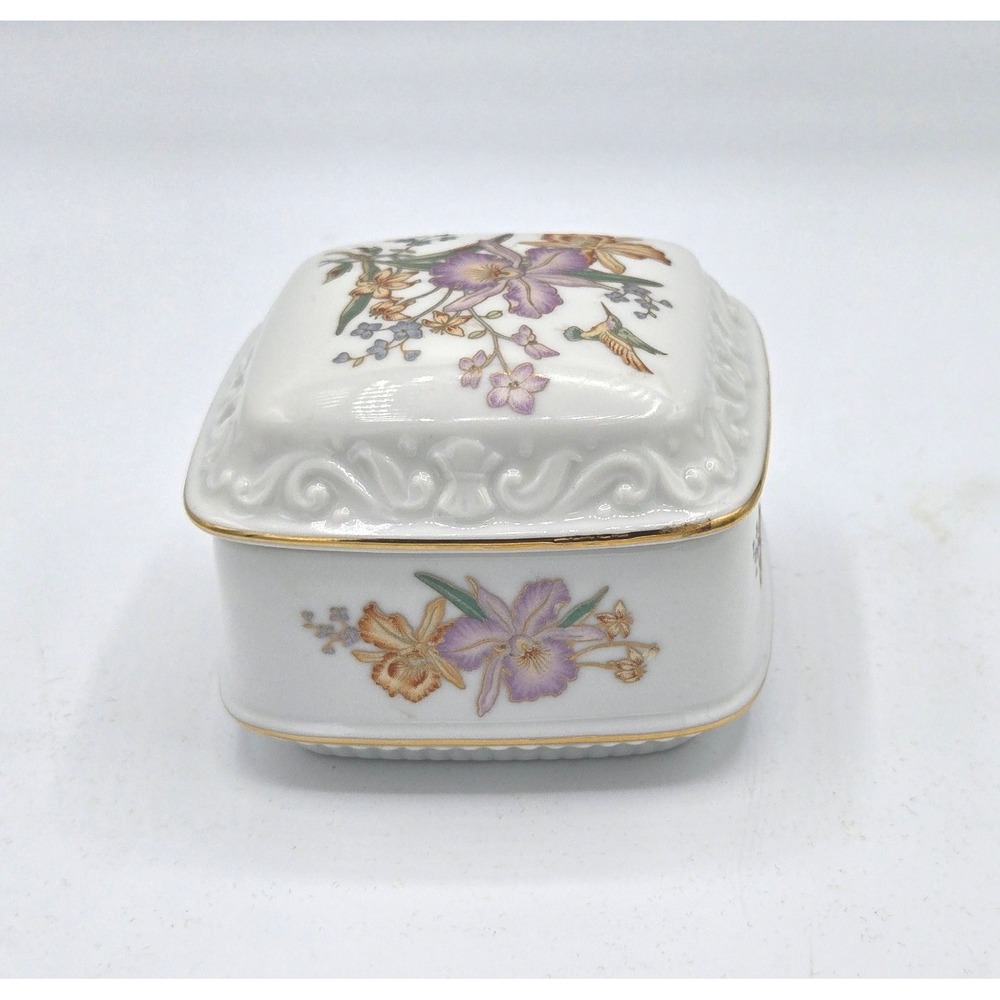 Heritage House Inc.‎ "Celebration of Love" Trinket Box
